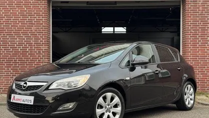 Occasion Opel Astra Edition 140 PK (102 kW) 2012 Hatchback