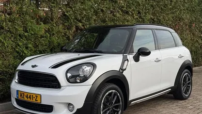 Wit Gebruikt 2016 Mini Cooper Countryman Pepper SUV | € 14.890 (Eerlijke prijs)