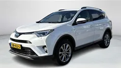 Wit Gebruikt 2017 Toyota RAV4 Hybrid Executive SUV | € 26.950 (Eerlijke prijs)