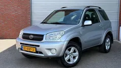 Grijs Gebruikt 2005 Toyota RAV4 Sol SUV | € 7.799 (Eerlijke prijs)