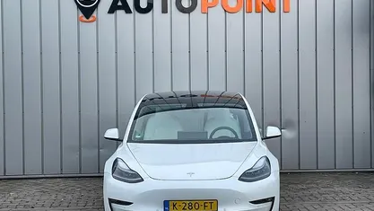 Occasion 2020 Tesla Model 3 Long Range AWD Sedan | € 16.395 (Super prijs)