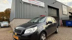 Zwart (metallic) Gebruikt 2011 Chevrolet Aveo Hatchback | € 1.995 (Eerlijke prijs)