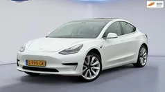 Wit (metallic) Gebruikt 2019 Tesla Model 3 Standard Range Sedan | € 16.750 (Goede deal)