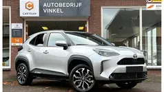 Zilver Gebruikt 2025 Toyota Yaris Cross Active SUV | € 30.295 (Eerlijke prijs)