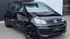Zwart Gebruikt 2017 VW up! move up! Hatchback | € 7.899 (Eerlijke prijs)
