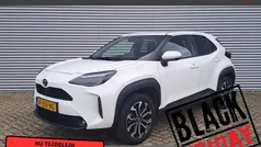 Gebruikt 2022 Toyota Yaris Cross Business Edition SUV | € 23.995 (Eerlijke prijs)