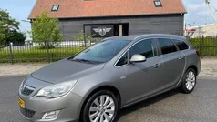 Zwart Gebruikt 2011 Opel Astra Cosmo Stationwagen | € 2.700 (Super prijs)