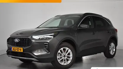 Occasion 2025 Ford Kuga Titanium SUV | € 38.895 (Eerlijke prijs)