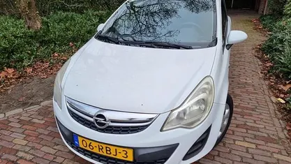 Occasion Opel Corsa Edition 95 PK (69 kW) 2011 Hatchback