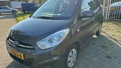 Grijs, metallic lak Gebruikt 2012 Hyundai i10 Hatchback | € 3.350 (Eerlijke prijs)
