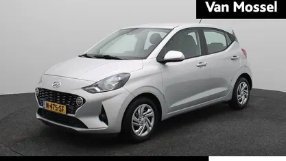 Grijs Occasion 2022 Hyundai i10 Comfort Hatchback | € 11.640 (Eerlijke prijs)