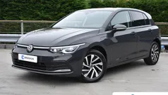 Grijs Gebruikt 2022 VW Golf VIII Style Hatchback | € 26.990 (Goede deal)