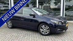 Blauw Gebruikt 2019 Peugeot 308 Premium Hatchback | € 10.950 (Eerlijke prijs)