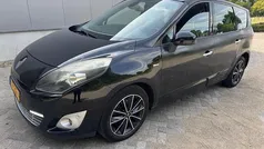 Zwart Gebruikt 2011 Renault Grand Scénic III Bose Edition MPV | € 2.700 (Iets duurder)