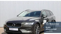 Grijs, metallic lak Gebruikt 2021 Volvo V60 Momentum Stationwagen | € 29.950 (Eerlijke prijs)