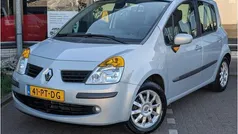 Grijs Gebruikt 2004 Renault Modus Expression MPV | € 2.750 (Eerlijke prijs)