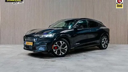 Occasion 2022 Ford Mustang Mach-E SUV | € 30.750 (Super prijs)