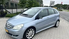 Blauw Gebruikt 2007 Mercedes B200 MPV | € 2.595 (Eerlijke prijs)