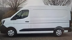 Wit Nieuw 2024 Renault Master Van | € 36.850 (Eerlijke prijs)