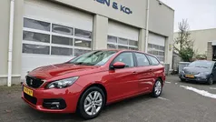 Rood Gebruikt 2021 Peugeot 308 Stationwagen | € 11.990 (Goede deal)