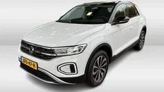 Gebruikt 2022 VW T-Roc Pro SUV | € 31.450 (Eerlijke prijs)