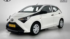 Wit Gebruikt 2020 Toyota Aygo Hatchback | € 10.745 (Eerlijke prijs)