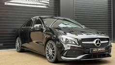 Zwart, metallic lak Gebruikt 2017 Mercedes CLA220 Ambition Sedan | € 20.950 (Goede deal)