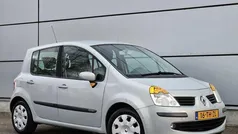 Gebruikt 2005 Renault Modus Authentique MPV | € 1.500 (Goede deal)