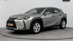 Grijs Gebruikt 2022 Lexus UX 250h Luxury Line SUV | € 33.950 (Eerlijke prijs)
