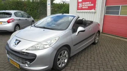 Occasion Peugeot 207 CC 120 PK (88 kW) 2007 Grijs Cabriolet