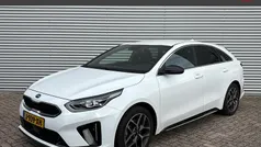 Wit metallic Gebruikt 2020 Kia ProCeed GT-Line Hatchback | € 19.995 (Eerlijke prijs)