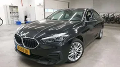 Zwart Gebruikt 2021 BMW 218 Sport Line Sedan | € 25.490 (Eerlijke prijs)