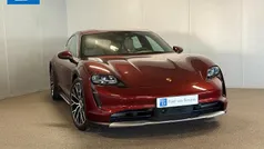 Rood Gebruikt 2021 Porsche Taycan Cross Turismo Sedan | € 58.900 (Super prijs)