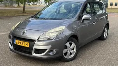 Gebruikt 2010 Renault Scénic III Dynamique MPV | € 3.450 (Goede deal)
