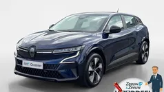 Gebruikt 2023 Renault Mégane Evolution Hatchback | € 25.935 (Goede deal)