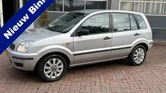 Grijs Gebruikt 2005 Ford Fusion Trend MPV | € 4.750 (Eerlijke prijs)