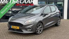 Grijs Gebruikt 2018 Ford Fiesta ST-Line Hatchback | € 8.999 (Eerlijke prijs)