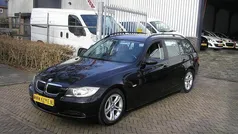 Zwart, metallic lak Gebruikt 2007 BMW 320 Stationwagen | € 3.250 (Goede deal)