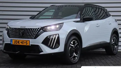 Wit Occasion 2024 Peugeot 2008 GT SUV | € 28.895 (Eerlijke prijs)