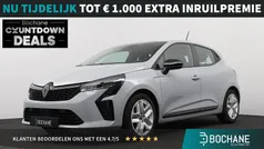 Gebruikt 2023 Renault Clio V Evolution Hatchback | € 22.695 (Eerlijke prijs)