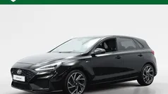 Zwart Gebruikt 2022 Hyundai i30 N Line Hatchback | € 26.845 (Eerlijke prijs)