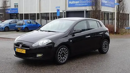 Occasion Fiat Bravo 140 PK (102 kW) 2012 Zwart Hatchback