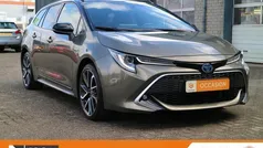 Grijs Gebruikt 2020 Toyota Corolla Executive Stationwagen | € 23.595 (Eerlijke prijs)