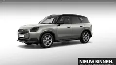 Gebruikt 2024 Mini Countryman Classic SUV | € 39.450 (Eerlijke prijs)