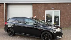 Gebruikt 2017 Ford Focus ST-Line Stationwagen | € 7.499 (Super prijs)