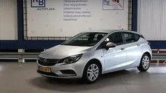Grijs Gebruikt 2018 Opel Astra Innovation Hatchback | € 5.950 (Super prijs)