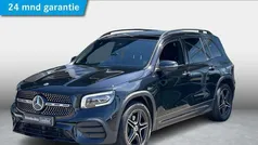 Zwart Gebruikt 2022 Mercedes GLB180 AMG SUV | € 42.950 (Goede deal)