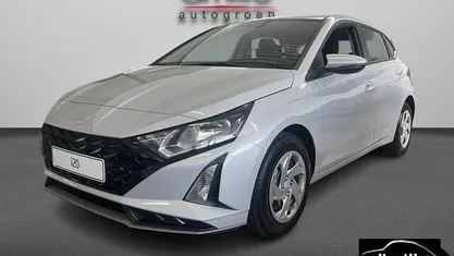 Grijs Nieuw 2025 Hyundai i20 Sedan | € 20.249 (Super prijs)