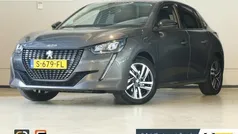 Grijs Gebruikt 2023 Peugeot 208 Allure Hatchback | € 18.900 (Eerlijke prijs)