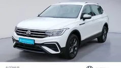 Gebruikt 2023 VW Tiguan Life SUV | € 37.039 (Eerlijke prijs)